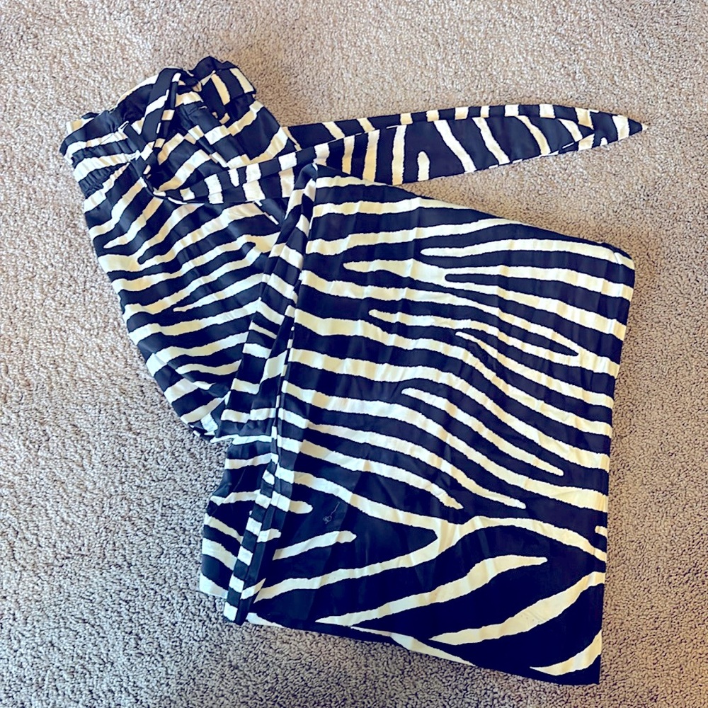 Cute, comfy, and flowy; size 6 H&M; wide leg, zebra print; high waisted, tied.